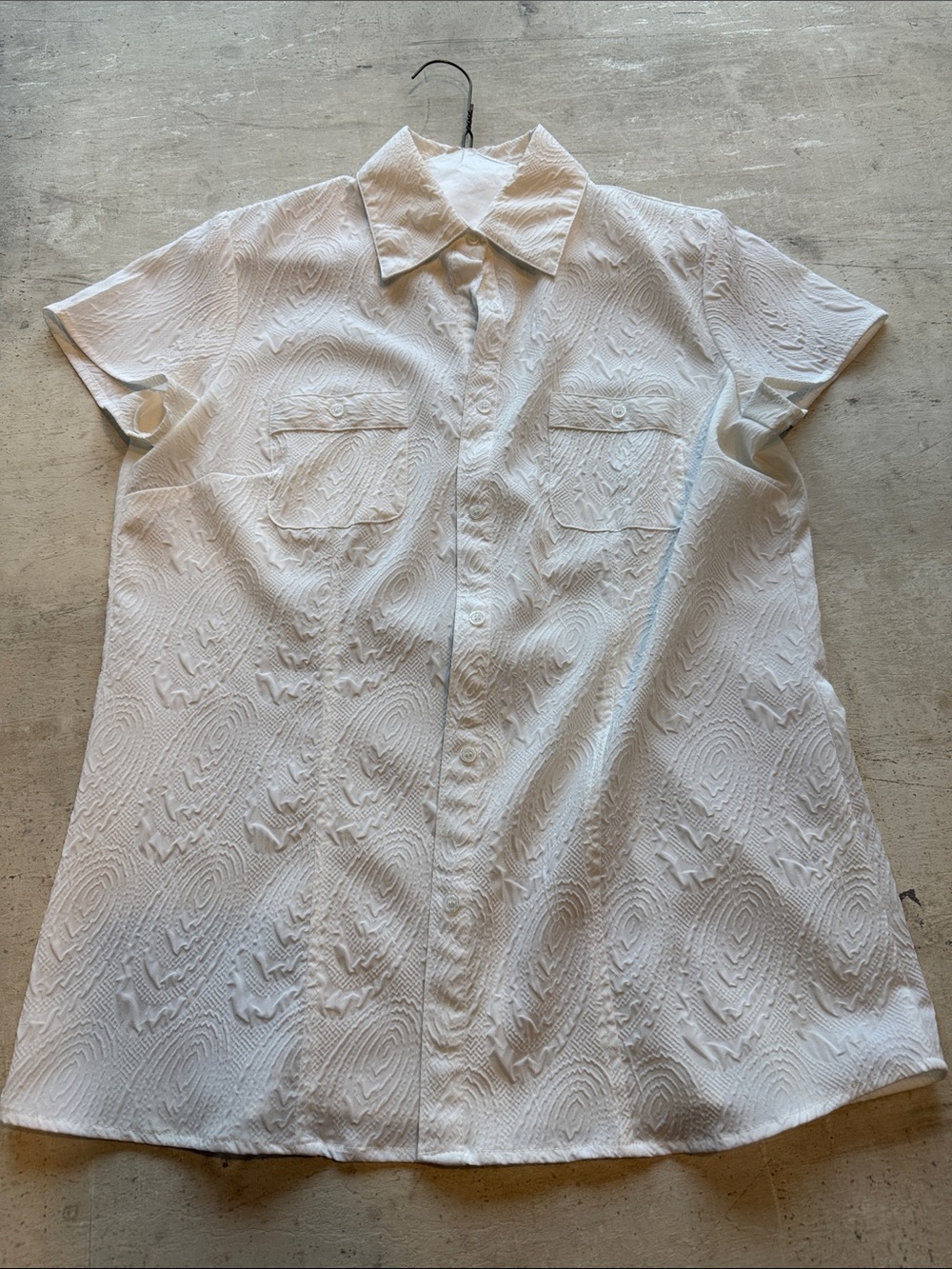 Laura Scott White Short-Sleeve Textured Button Shirt